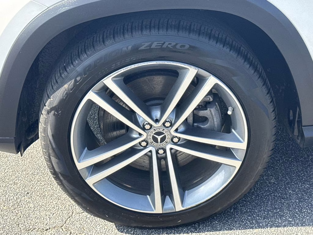 2020 Polar White Mercedes-Benz GLE GLE 450 AWD SUV