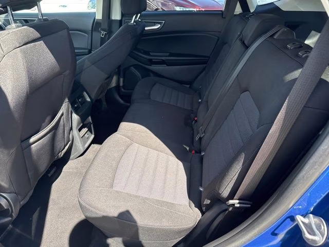 2024 Atlas Blue Metallic Ford Edge SE AWD SUV