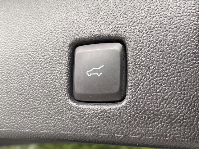 2021 Carbonized Gray Metallic Ford Escape SE AWD SUV