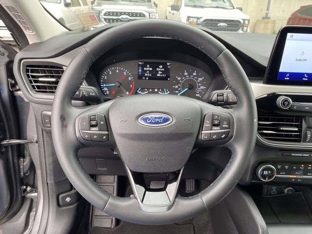 2021 Carbonized Gray Metallic Ford Escape SE AWD SUV