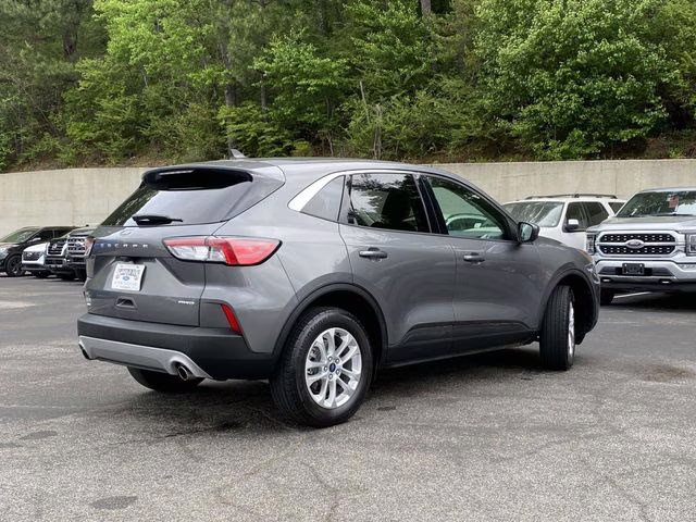 2021 Carbonized Gray Metallic Ford Escape SE AWD SUV