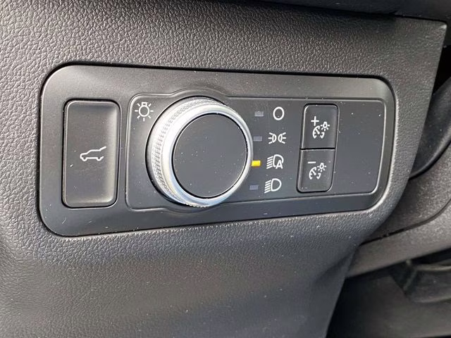 2021 Carbonized Gray Metallic Ford Escape SE AWD SUV