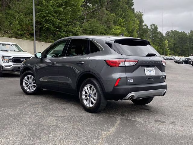 2021 Carbonized Gray Metallic Ford Escape SE AWD SUV
