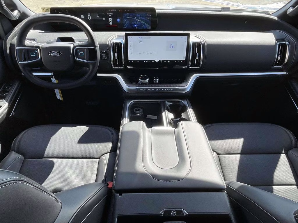 2026 Space Silver Metallic Ford Expedition Platinum 4X4 SUV