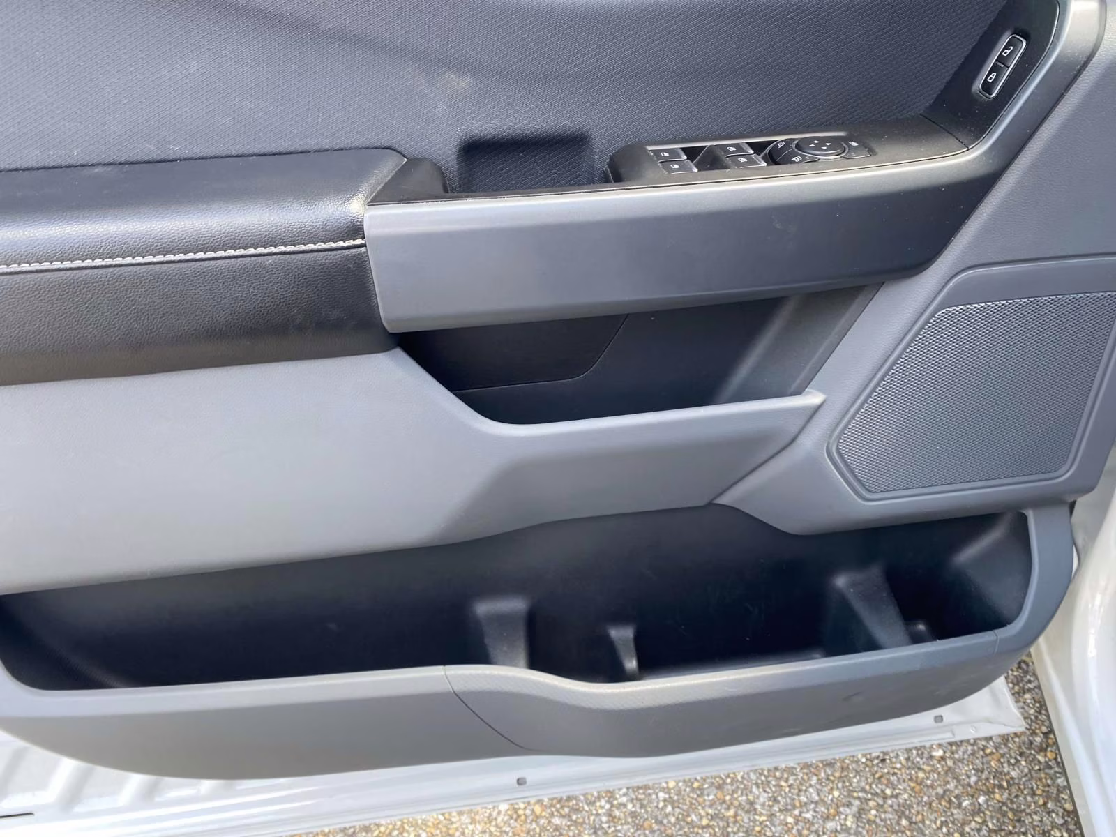 2021 Oxford White Ford F-150 XLT RWD Truck