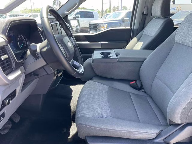 2023 Oxford White Ford F-150 XLT 4X4 Truck