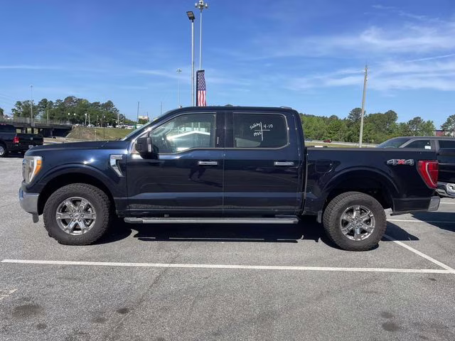 2021 Antimatter Blue Metallic Ford F-150 XLT 4X4 Truck