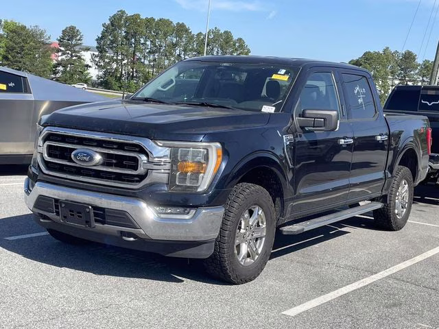 2021 Antimatter Blue Metallic Ford F-150 XLT 4X4 Truck