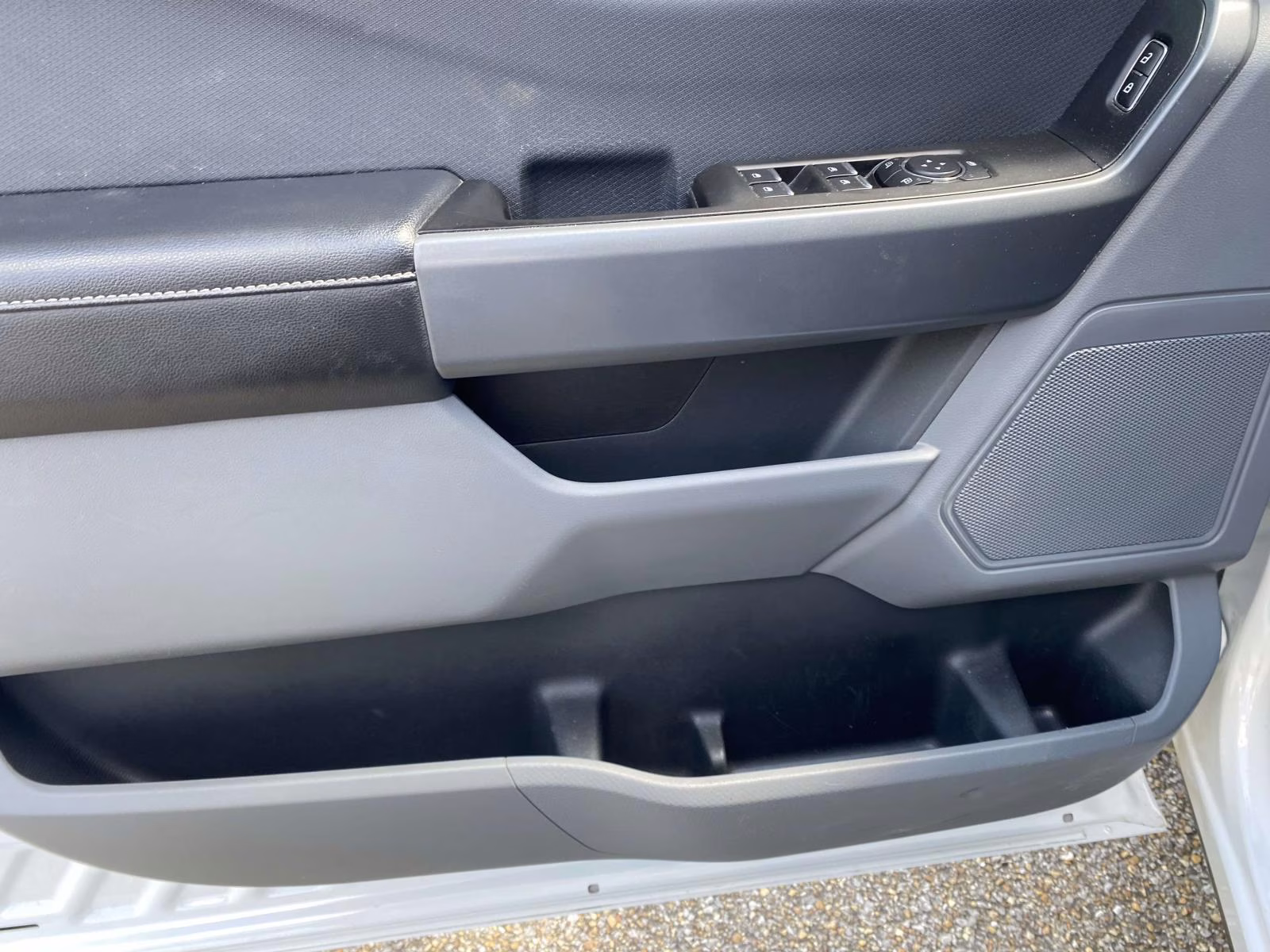 2021 Oxford White Ford F-150 XLT RWD Truck