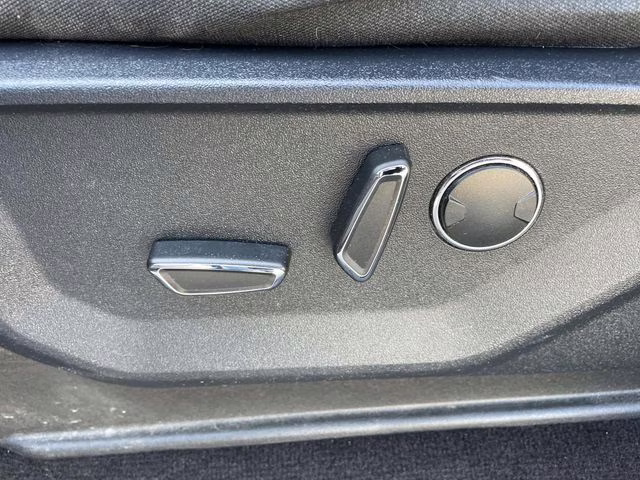 2021 Antimatter Blue Metallic Ford F-150 XLT 4X4 Truck