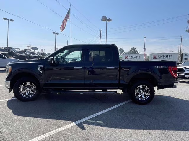2021 Antimatter Blue Metallic Ford F-150 XLT 4X4 Truck