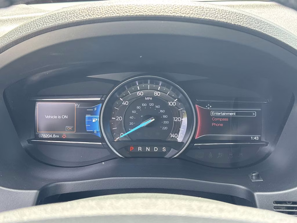 2018 Oxford White Ford Explorer XLT 4X4 SUV