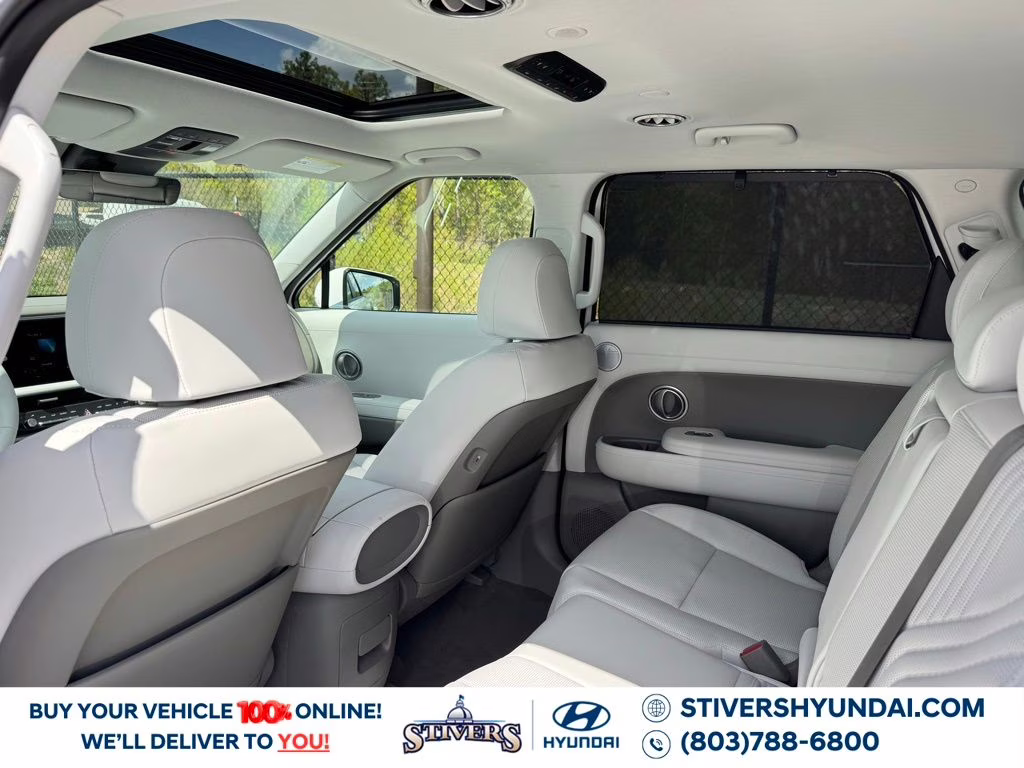 2026 Creamy White Pearl Hyundai Palisade SEL Premium FWD SUV