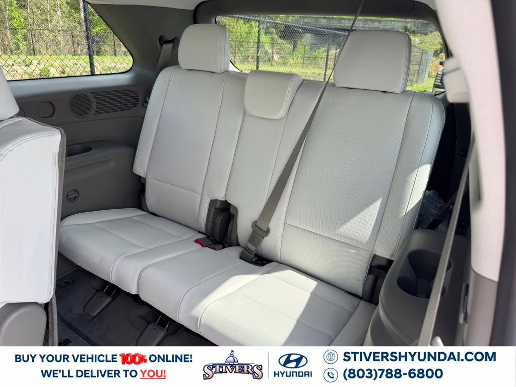 2026 Creamy White Pearl Hyundai Palisade SEL Premium FWD SUV