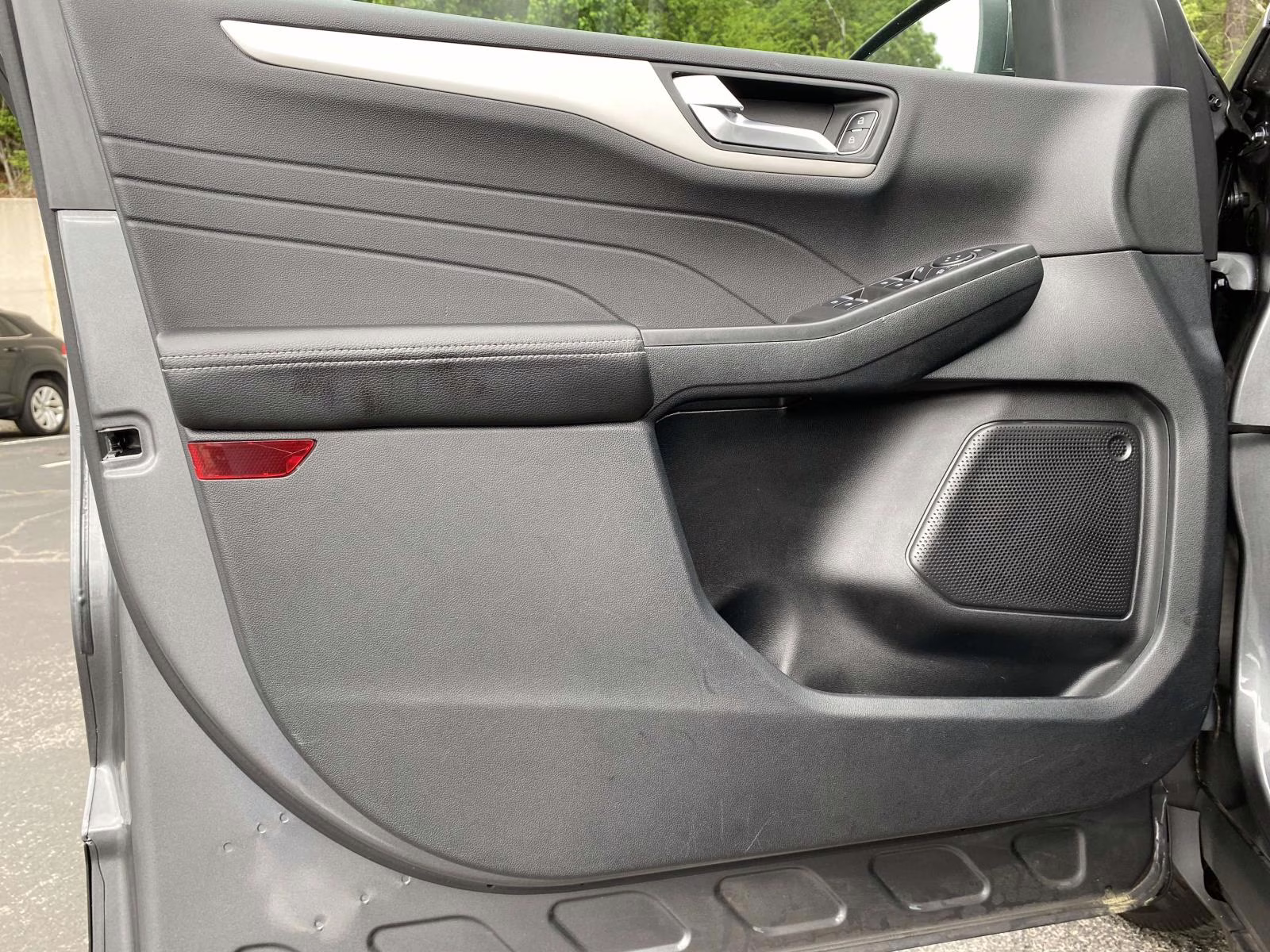 2021 Carbonized Gray Metallic Ford Escape SE AWD SUV