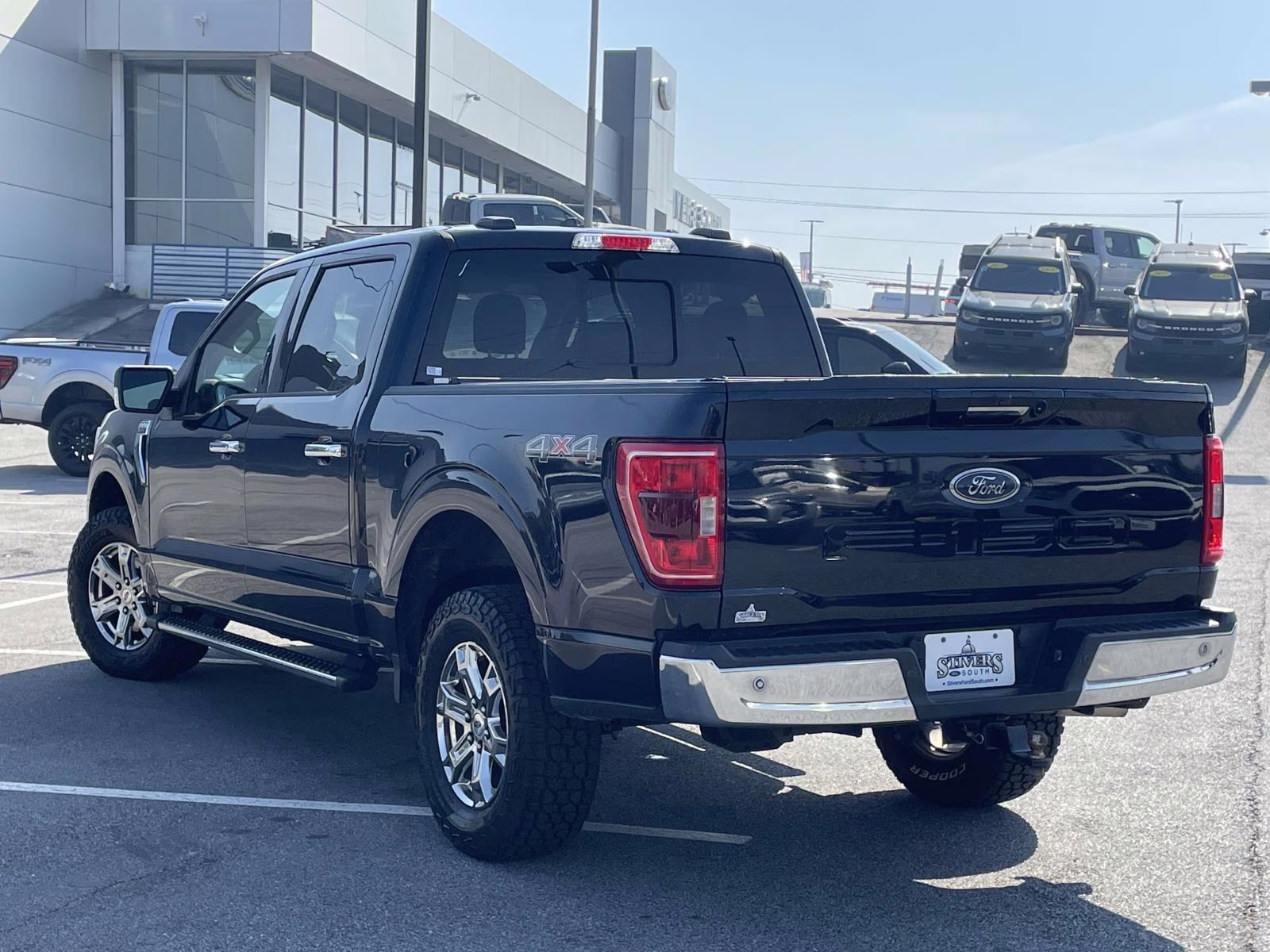 2021 Antimatter Blue Metallic Ford F-150 XLT 4X4 Truck