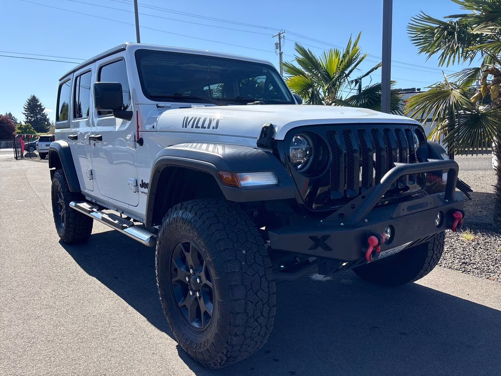 2020 Bright White Clearcoat Jeep Wrangler Unlimited Willys 4X4 SUV