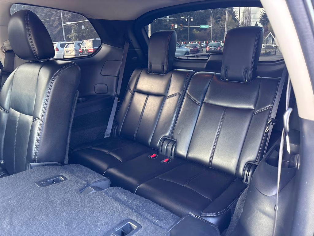 2019 Magnetic Black Pearl Nissan Pathfinder SL 4X4 SUV