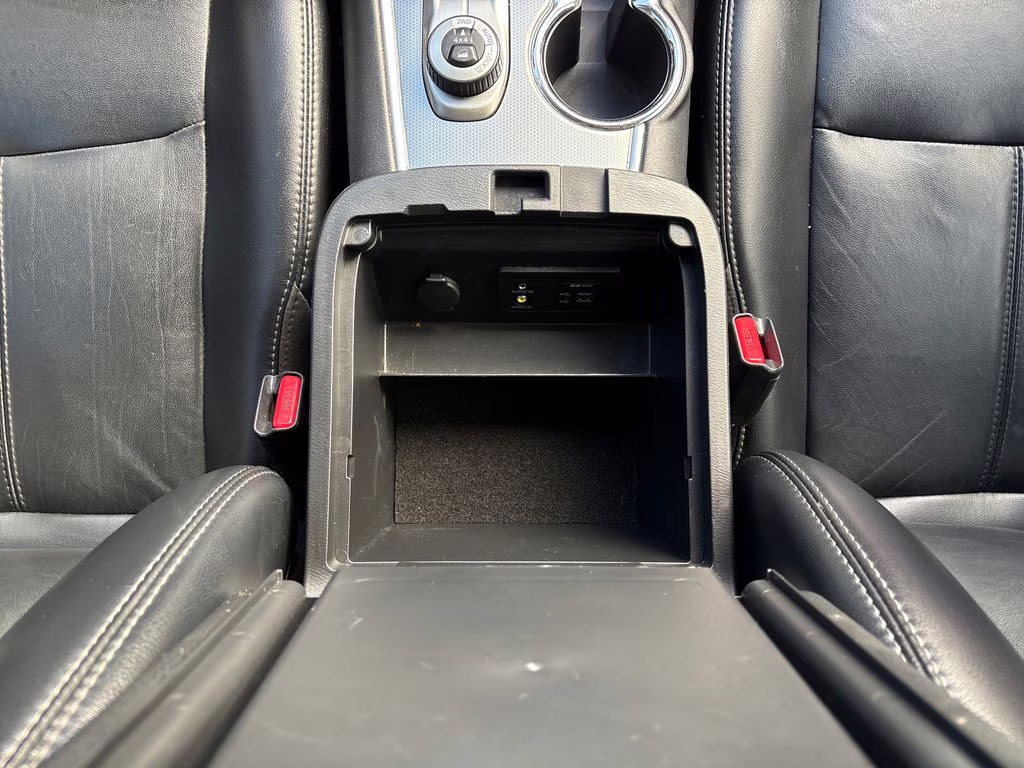 2019 Magnetic Black Pearl Nissan Pathfinder SL 4X4 SUV