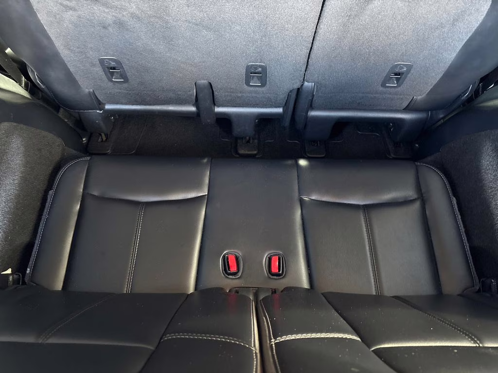 2019 Magnetic Black Pearl Nissan Pathfinder SL 4X4 SUV