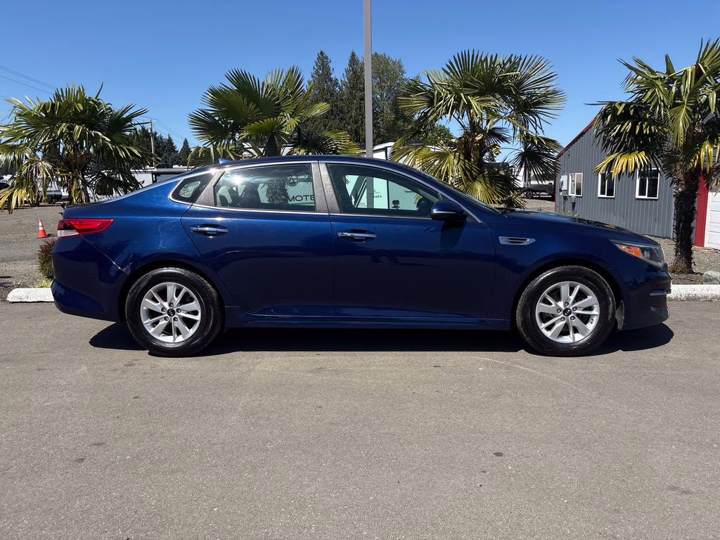 2016 Horizon Blue Kia Optima LX FWD Sedan