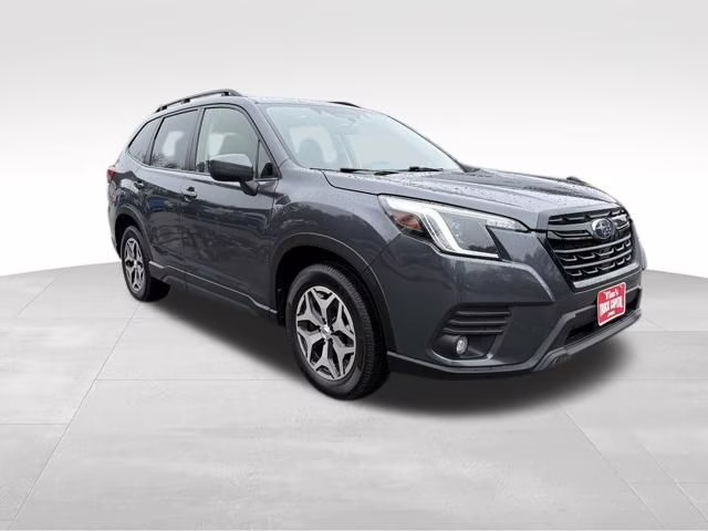 2024 Gray Metallic Subaru Forester Premium AWD SUV