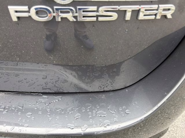 2024 Gray Metallic Subaru Forester Premium AWD SUV