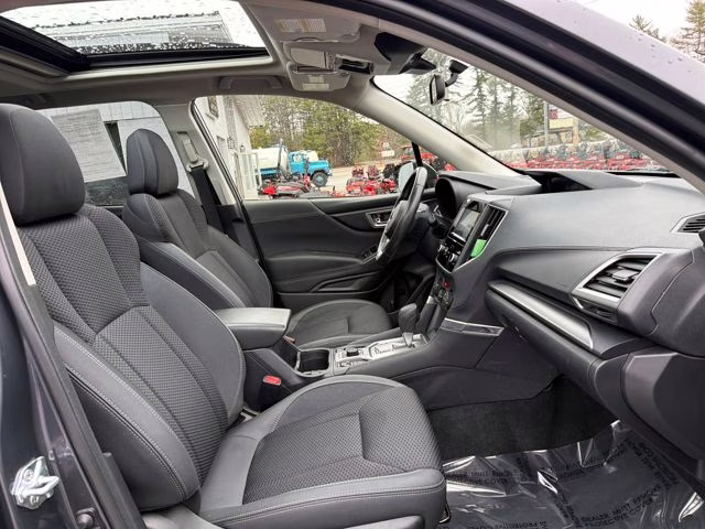 2024 Gray Metallic Subaru Forester Premium AWD SUV