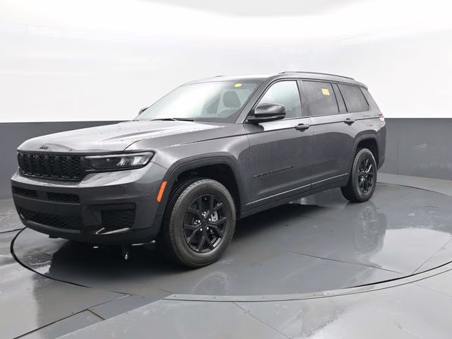 2024 Baltic Gray Metallic Clearcoat Jeep Grand Cherokee L Altitude 4X4 SUV