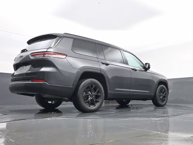 2024 Baltic Gray Metallic Clearcoat Jeep Grand Cherokee L Altitude 4X4 SUV