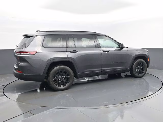 2024 Baltic Gray Metallic Clearcoat Jeep Grand Cherokee L Altitude 4X4 SUV