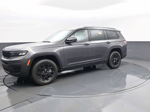 2024 Baltic Gray Metallic Clearcoat Jeep Grand Cherokee L Altitude 4X4 SUV