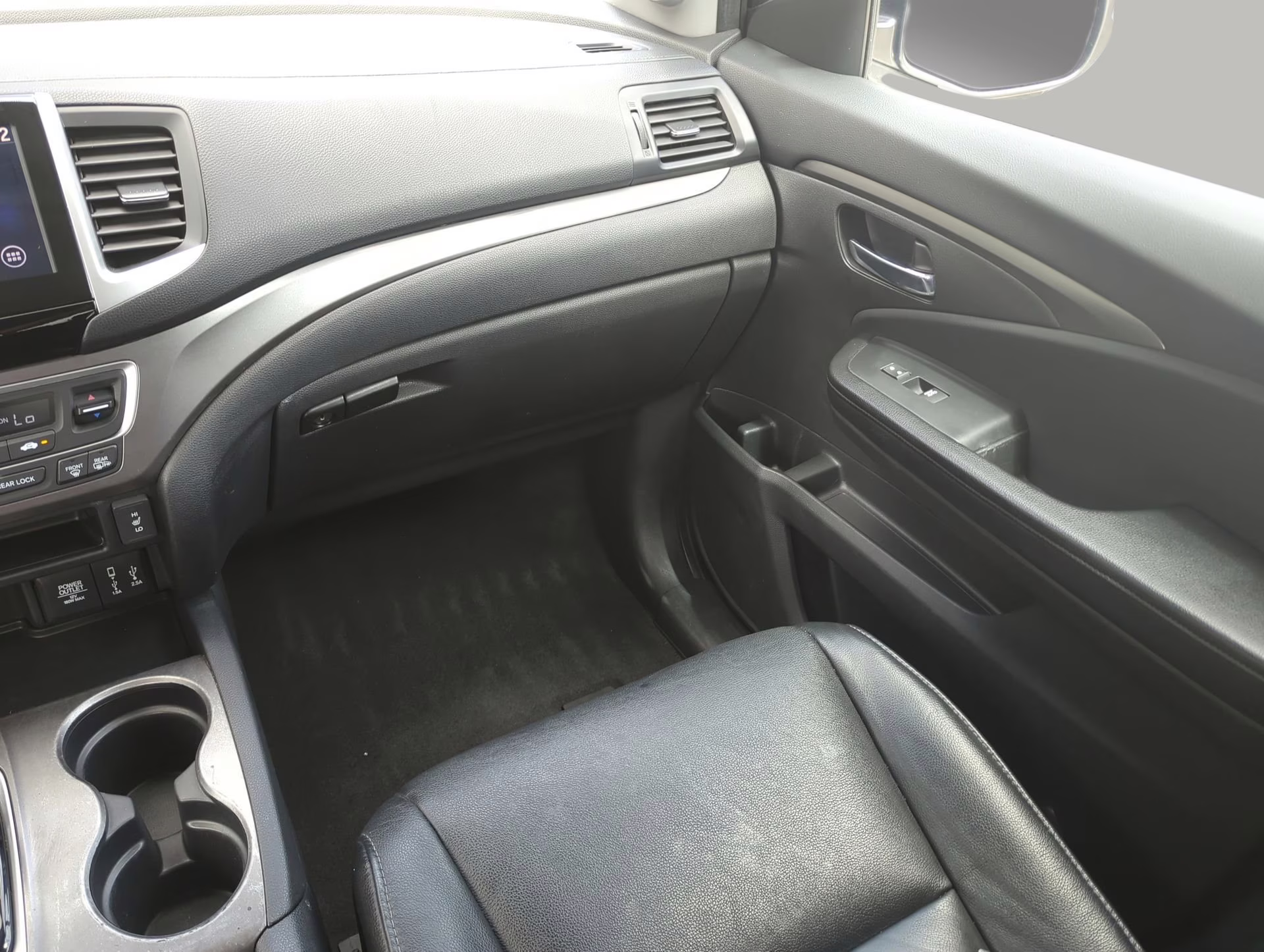 2018 White Diamond Pearl Honda Pilot EX-L AWD SUV