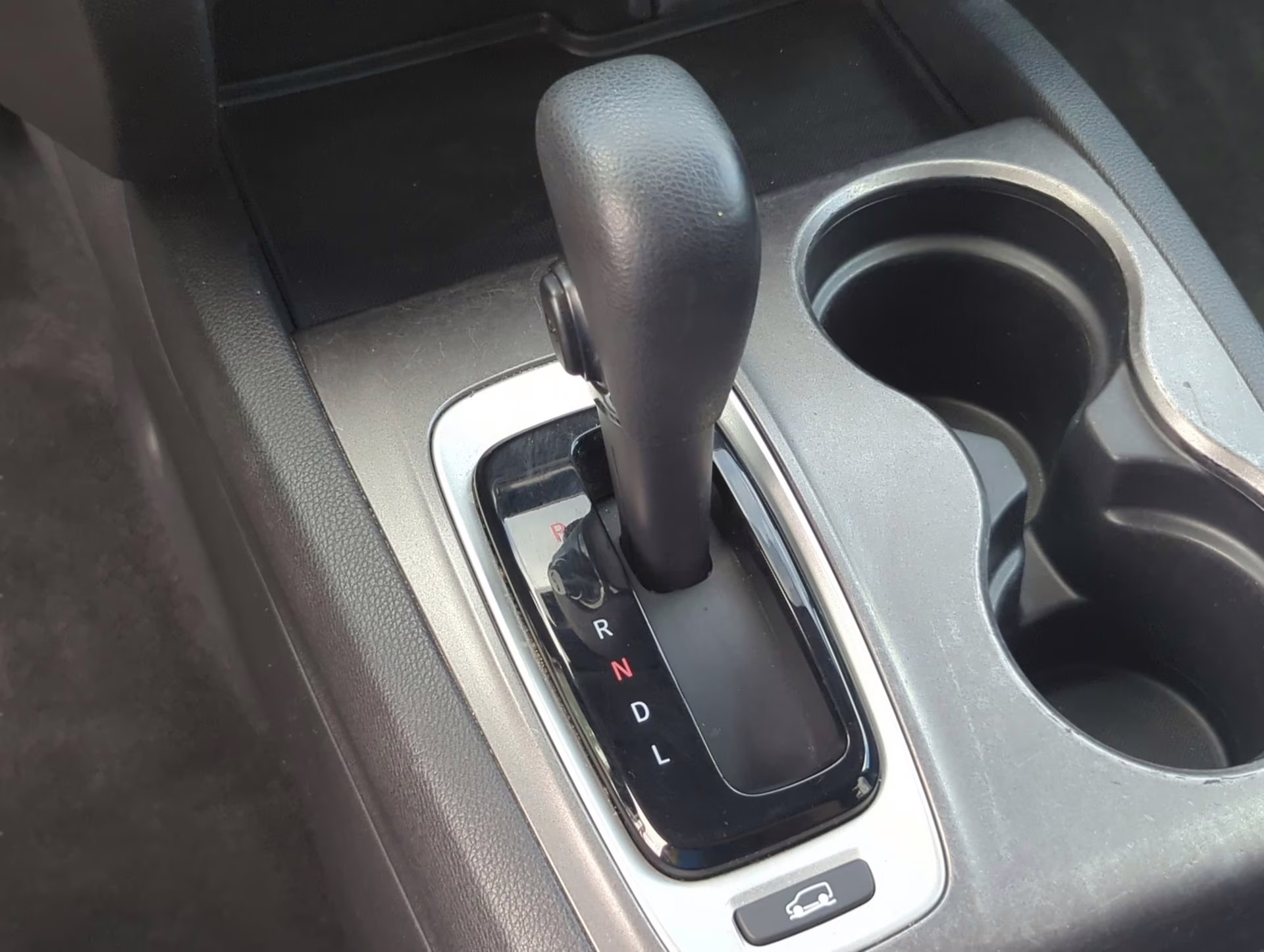 2018 White Diamond Pearl Honda Pilot EX-L AWD SUV