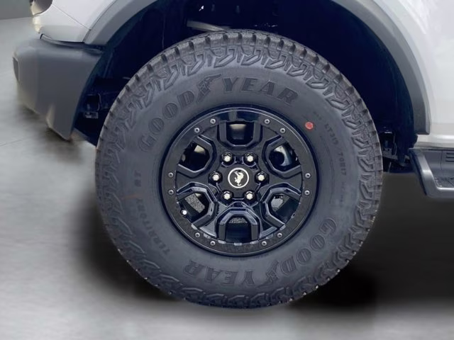 2026 Oxford White Ford Bronco Outer Banks 4X4 Convertible