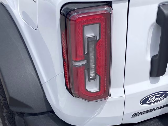 2026 Oxford White Ford Bronco Outer Banks 4X4 Convertible