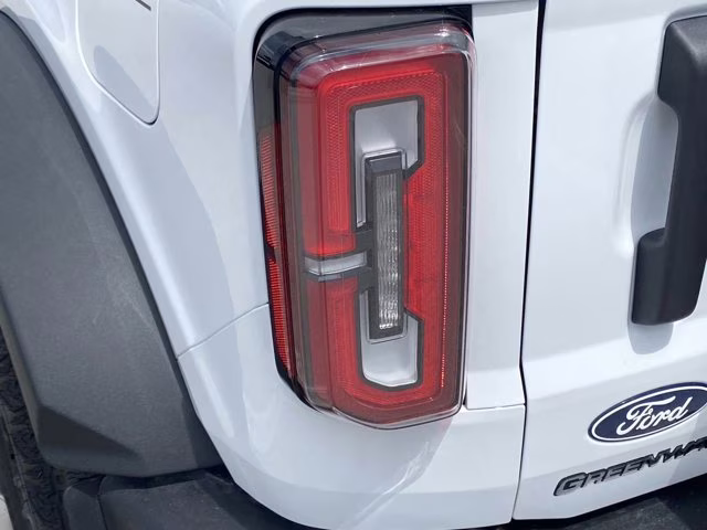 2026 Oxford White Ford Bronco Outer Banks 4X4 Convertible