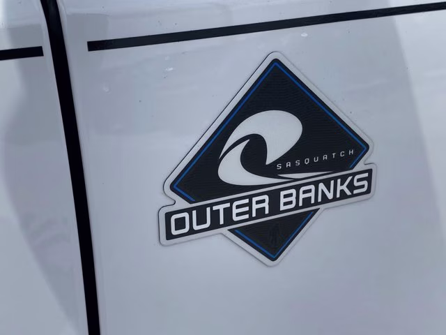 2026 Oxford White Ford Bronco Outer Banks 4X4 Convertible