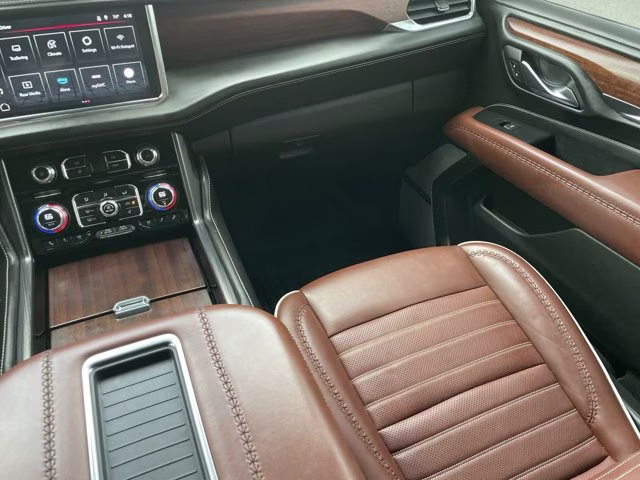 2023 Onyx Black GMC Yukon Denali Ultimate 4X4 SUV