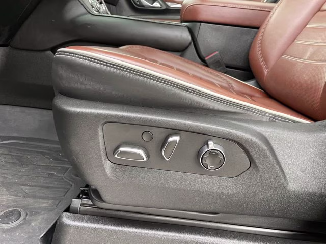 2023 Onyx Black GMC Yukon Denali Ultimate 4X4 SUV