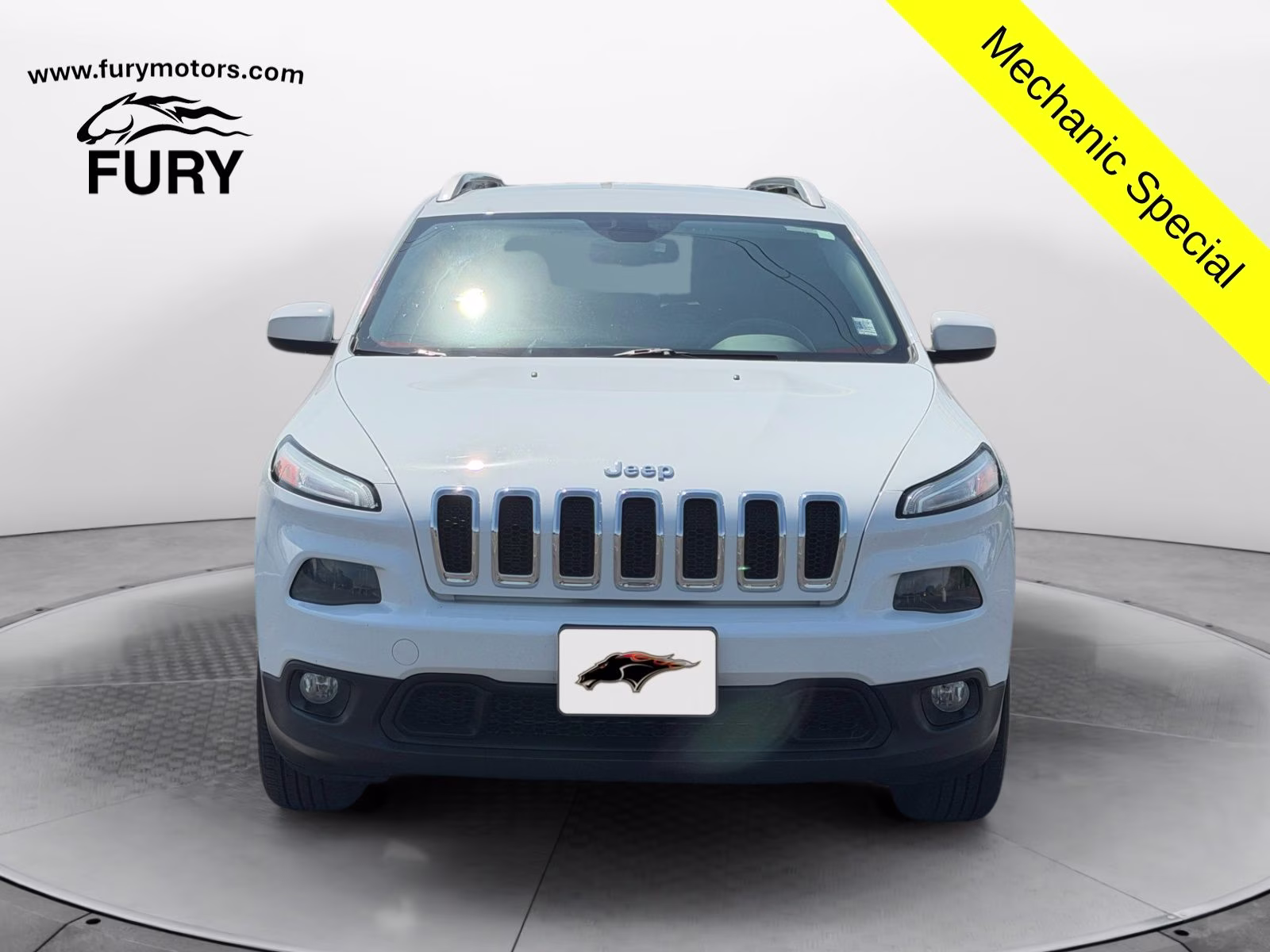 2014 Bright White Clearcoat Jeep Cherokee Latitude 4X4 SUV