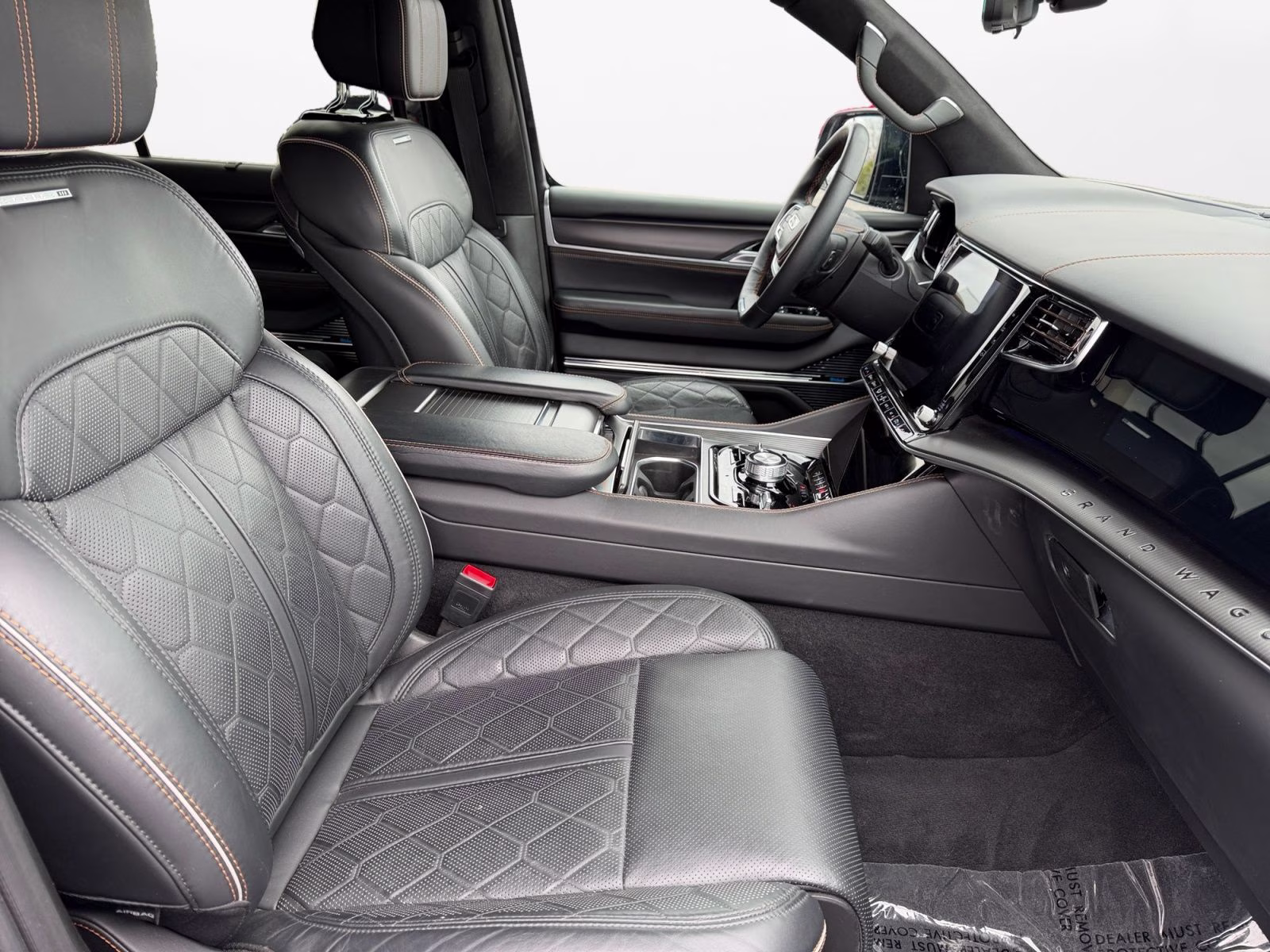 2025 Diamond Black Crystal Pearlcoat Jeep Grand Wagoneer L Series III 4X4 SUV