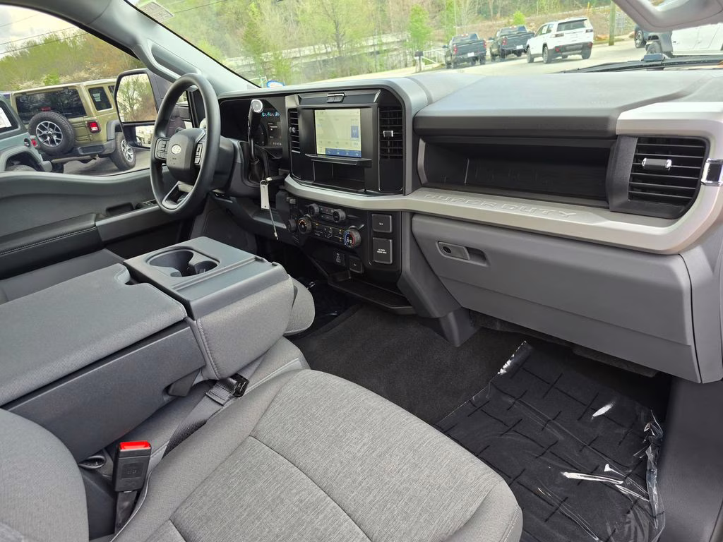 2025 Race Red Ford Super Duty F-250 SRW XL 4X4 Truck