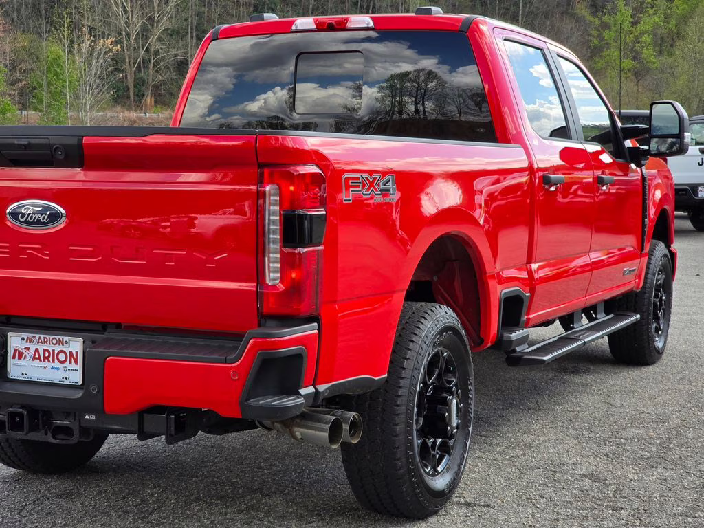 2025 Race Red Ford Super Duty F-250 SRW XL 4X4 Truck