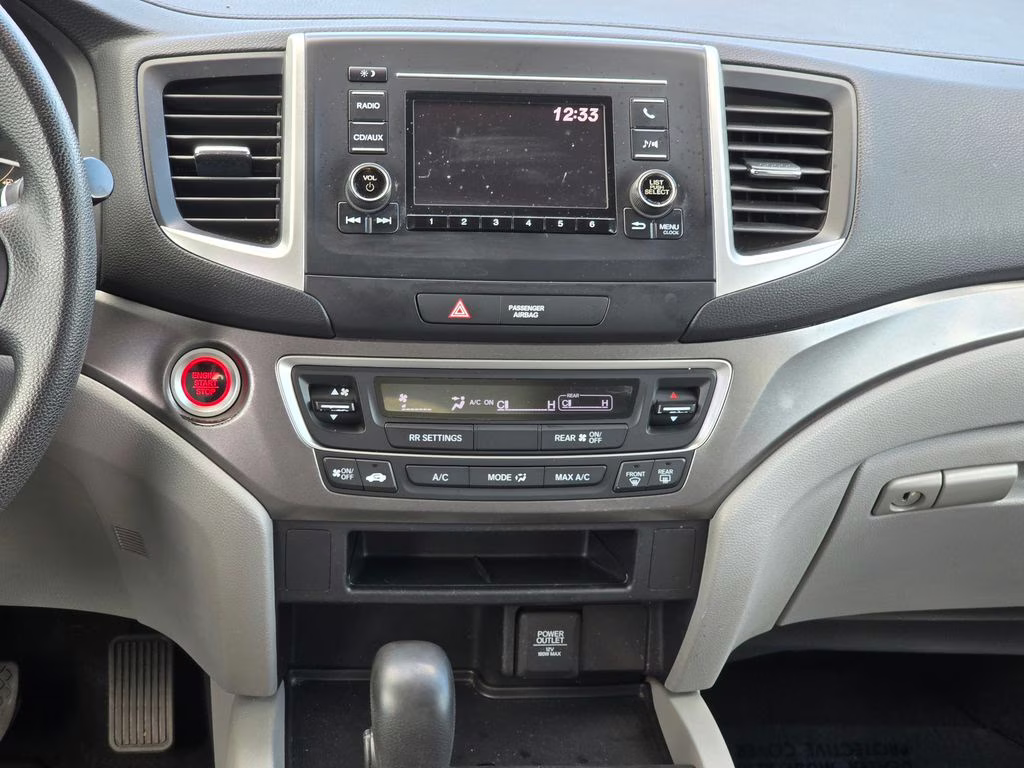 2016 Gray Honda Pilot LX AWD SUV