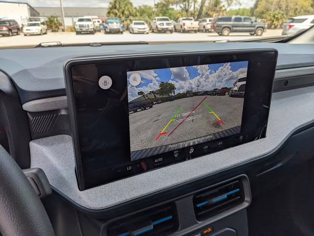 2026 Space White Metallic Ford Maverick XLT FWD Truck