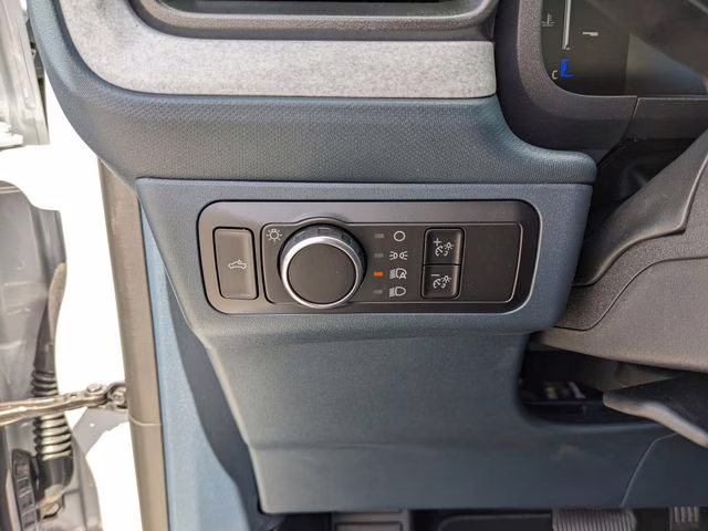 2026 Space White Metallic Ford Maverick XLT FWD Truck