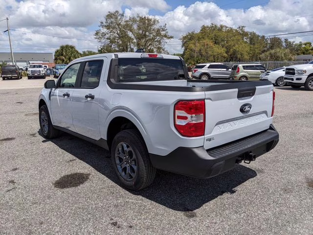 2026 Space White Metallic Ford Maverick XLT FWD Truck