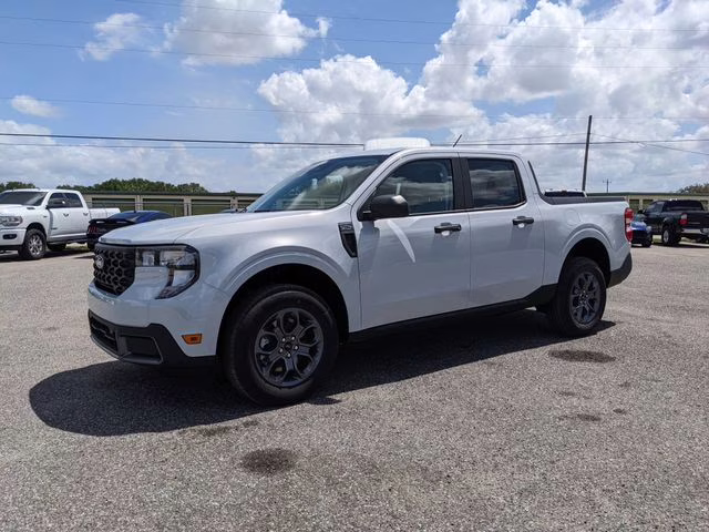 2026 Space White Metallic Ford Maverick XLT FWD Truck