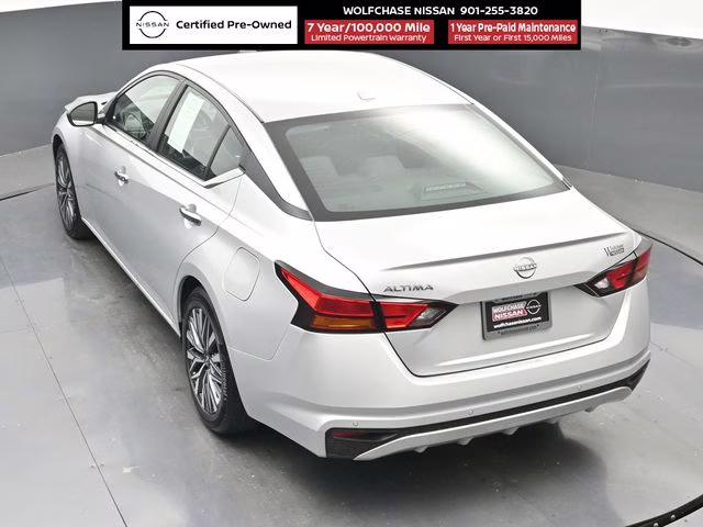 2025 Brilliant Silver Metallic Nissan Altima 2.5 SV FWD Sedan